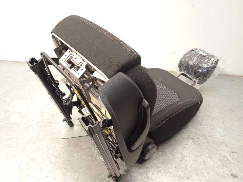 Recambio de juego asientos completo para kia xceed 1.0 tgdi cat referencia OEM IAM 88500J7040 88600J7000 89400J7020AZL - Blanco 7