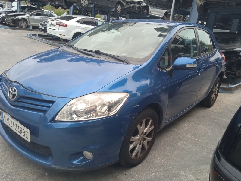 TOYOTA AURIS (_E15_)