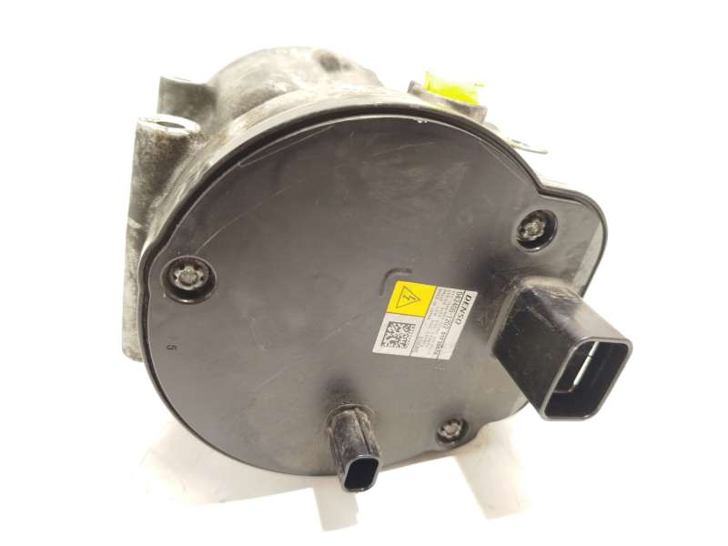 Recambio de compresor aire acondicionado para toyota corolla sedán (_e21_) 1.8 vvti hybrid (zwe211, mzea12) referencia OEM IAM 0 3