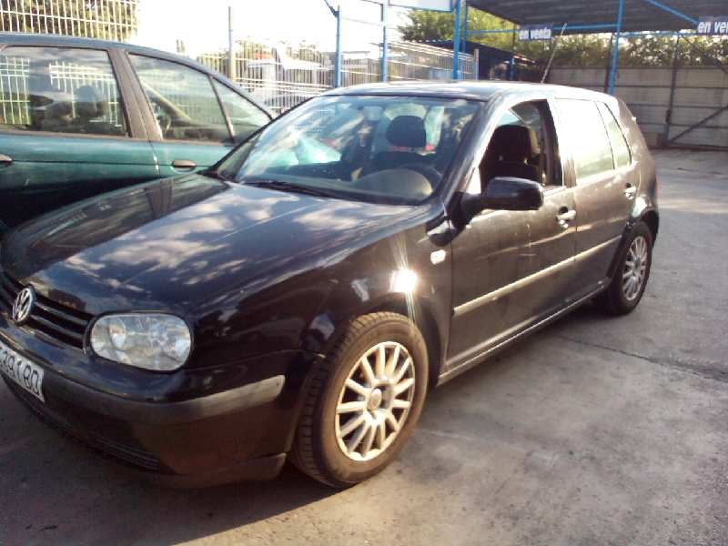 VOLKSWAGEN GOLF IV BERLINA (1J1)
