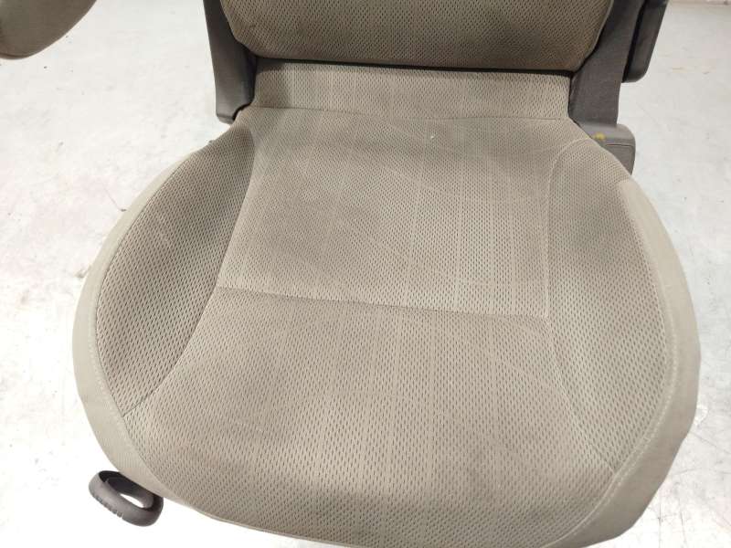 Recambio de asiento delantero izquierdo para peugeot partner tepee 1.6 hdi 75 (16v) referencia OEM IAM 8846Y3 8846Z8 - Blanco 2