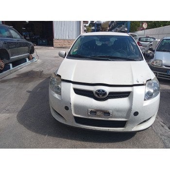 toyota auris (_e15_) del año 2008