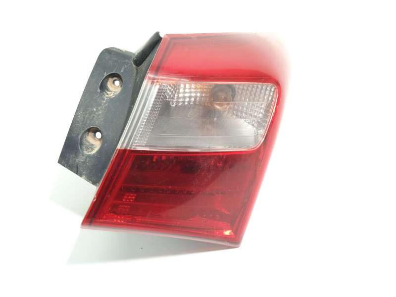 Recambio de piloto trasero derecho para hyundai i30 (gd) 1.4 referencia OEM IAM 92402A5020 - Rojo 2
