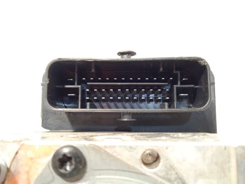 Recambio de abs para kia cee'd gt-line referencia OEM IAM 58920A2230 6158945200 A258920800 4
