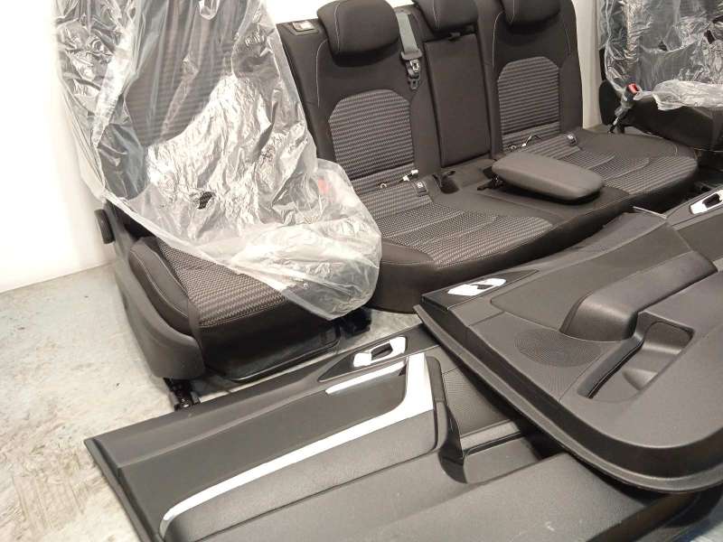 Recambio de juego asientos completo para kia xceed 1.0 tgdi cat referencia OEM IAM 88500J7040 88600J7000 89400J7020AZL 2