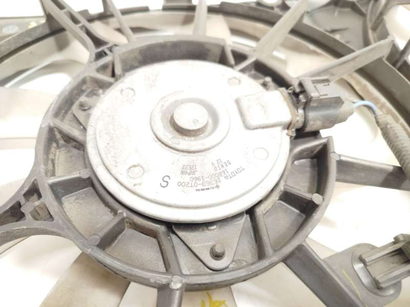 Recambio de electroventilador para toyota corolla sedán (_e21_) 1.8 vvti hybrid (zwe211, mzea12) referencia OEM IAM 1680001960 1 2