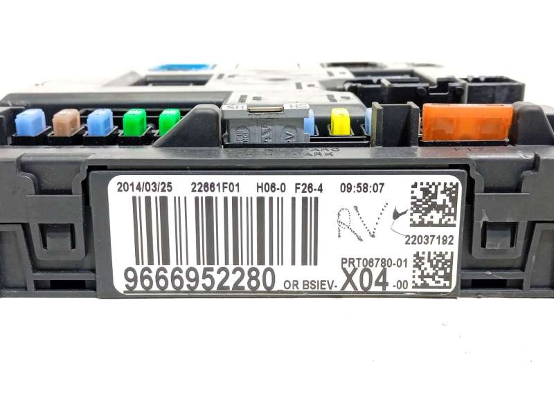 Recambio de caja reles / fusibles para citroën c3 tonic referencia OEM IAM 9666952280 1663371380 - Azul 4