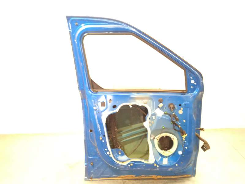 Recambio de puerta delantera izquierda para ford tourneo courier 1.0 ecoboost referencia OEM IAM 2817963 - Azul 5