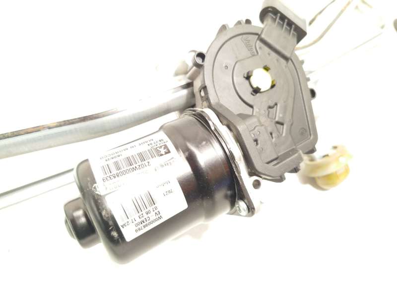 Recambio de motor limpia delantero para peugeot 2008 ii (ud_, us_, uy_, uj_, ur_, uc_) 1.2 puretech 100 referencia OEM IAM 98247 - Negro 3