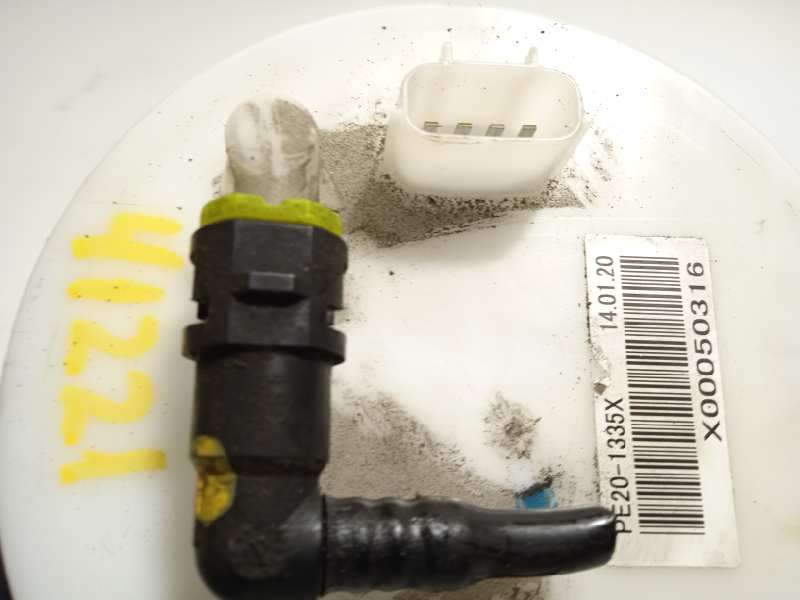 Recambio de bomba combustible para mazda 3 lim. () 1.5 16v cat referencia OEM IAM PE201335X  X00050316 - Blanco 4