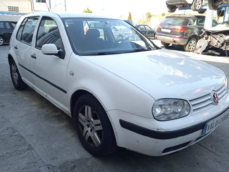 VOLKSWAGEN GOLF IV BERLINA (1J1)