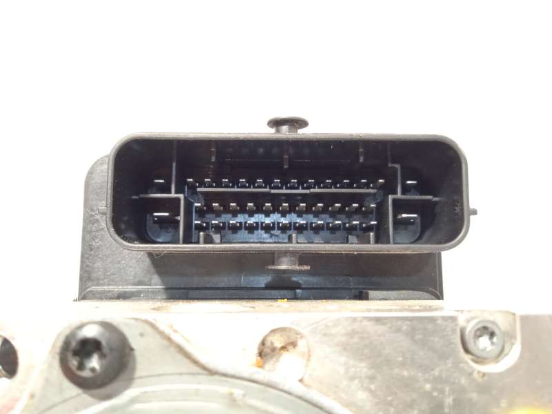 Recambio de abs para hyundai tucson tecno 2wd referencia OEM IAM 58920D7100 BE6003R100 MGH80BH6013R100 4