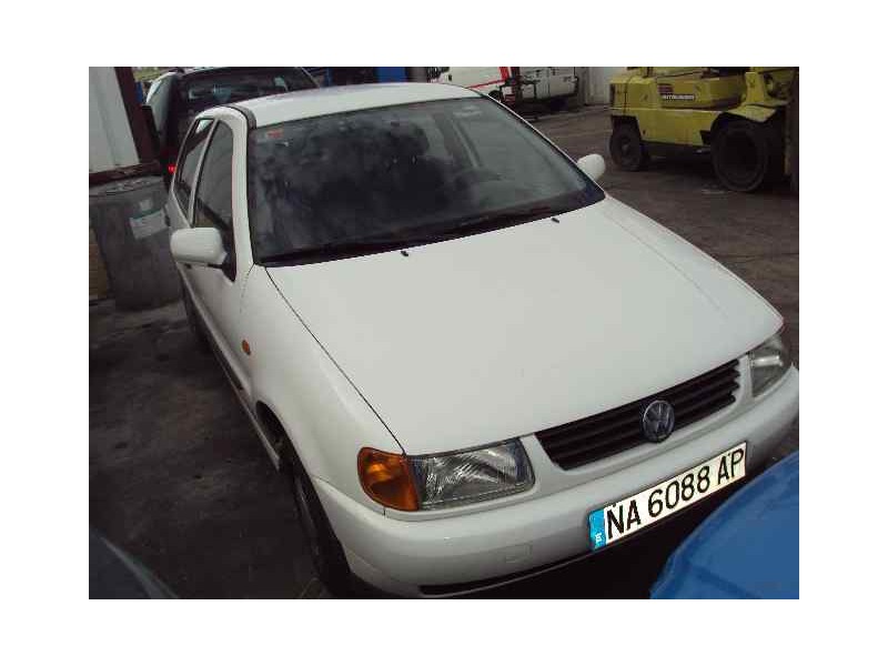 VOLKSWAGEN POLO BERLINA (6N1)