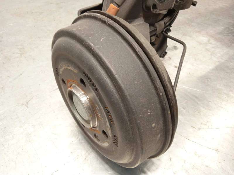 Recambio de puente trasero para peugeot 208 (p2) active referencia OEM IAM 1648273380 - Blanco 3