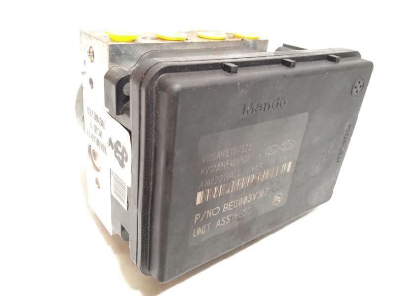 Recambio de abs para kia stonic (ybcuv) drive referencia OEM IAM 58920H8250 BE6003V107 MGH85ADBH6013V103 3