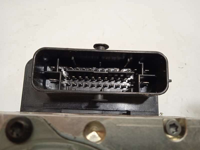 Recambio de abs para kia stonic (ybcuv) drive referencia OEM IAM 58920H8250 BE6003V107 MGH85ADBH6013V103 4