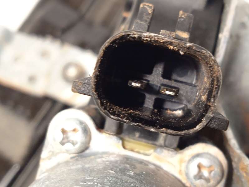 Recambio de elevalunas delantero derecho para ssangyong tivoli 1.2 referencia OEM IAM 98820X1010 - Granate 3