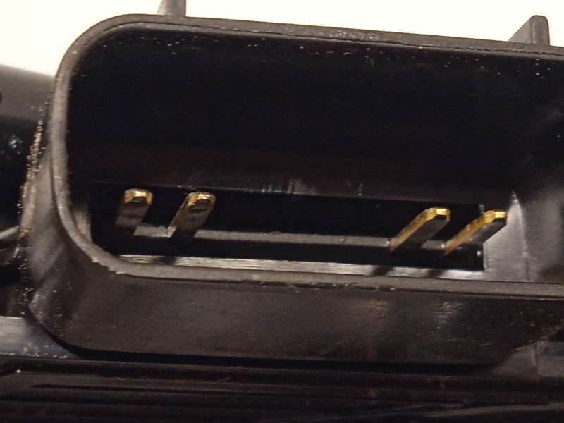 Recambio de cerradura puerta trasera derecha para ssangyong tivoli 1.2 referencia OEM IAM 7132035001 - Granate 3
