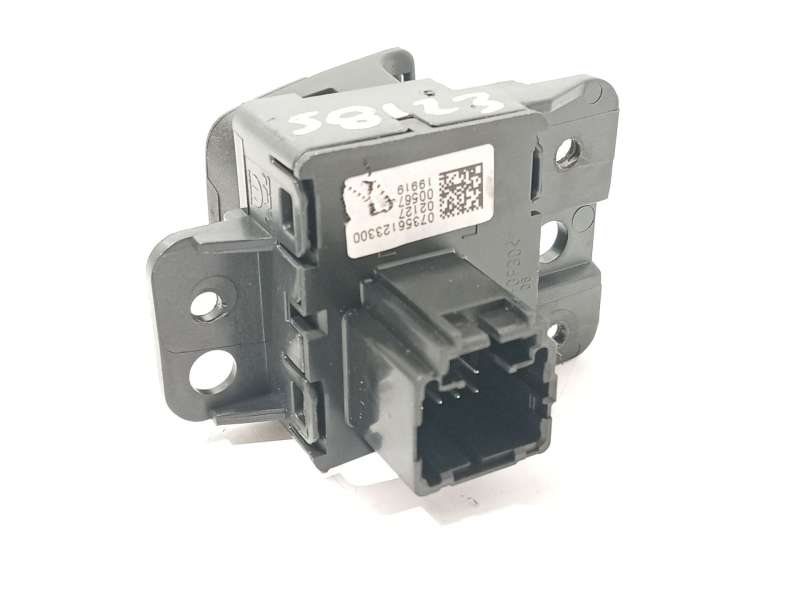 Recambio de interruptor para fiat 500x (334_) 1.0 (334.axn1b) referencia OEM IAM 735612330 07356123300 3