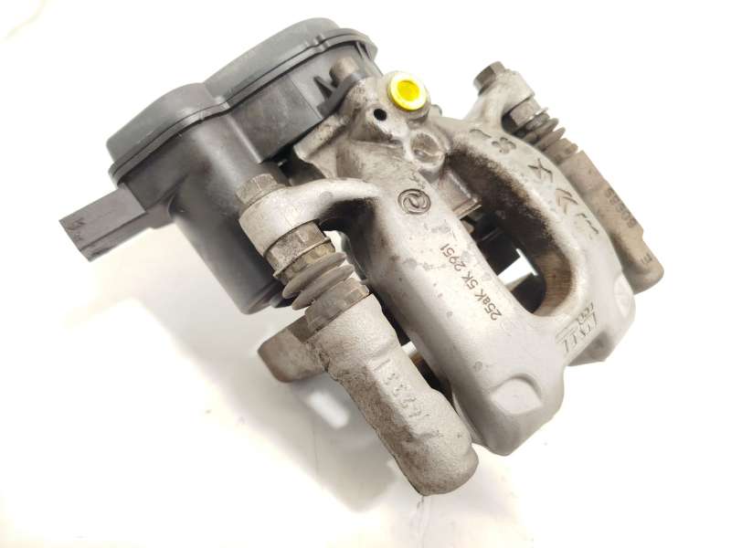 Recambio de pinza freno trasera derecha para peugeot 2008 ii (ud_, us_, uy_, uj_, ur_, uc_) 1.2 puretech 100 referencia OEM IAM - Negro