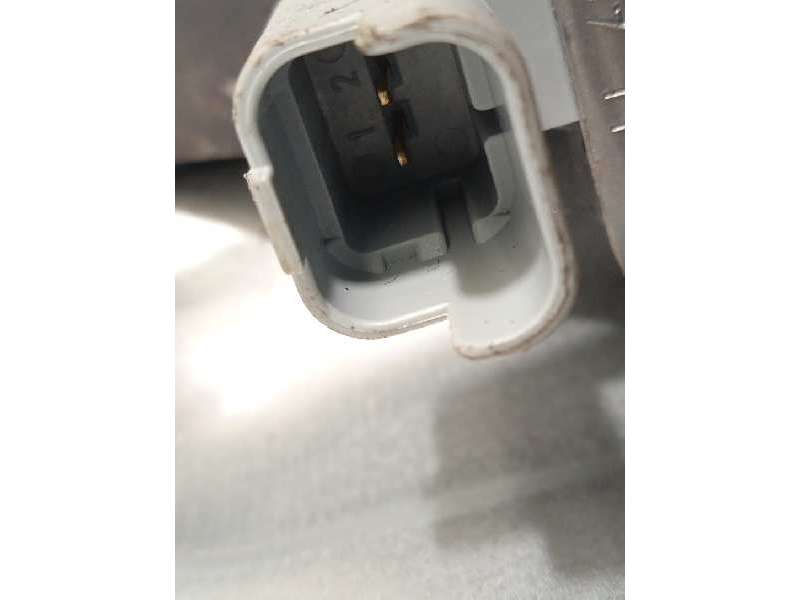 Recambio de elevalunas trasero derecho para kia venga drive referencia OEM IAM 834801P010 0130822638 834601P000 5