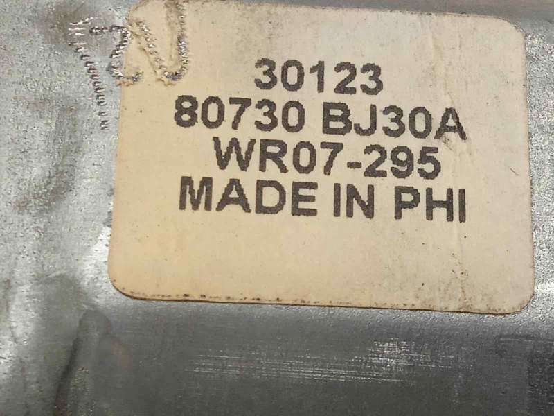 Recambio de elevalunas delantero derecho para nissan nv 200 (m20) 1.5 dci cat referencia OEM IAM 80700BJ30B  80730BJ30A - Blanco 4