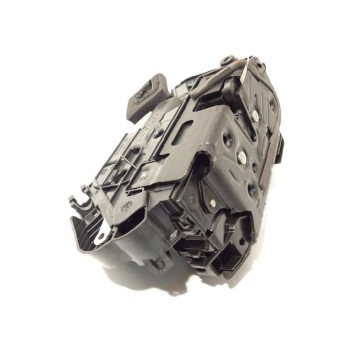 CERRADURA PUERTA TRASERA DERECHA 5TA839016L 