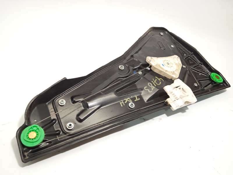 Recambio de elevalunas trasero derecho para land rover discovery 2.7 td v6 cat referencia OEM IAM CVH500020 - Negro 2