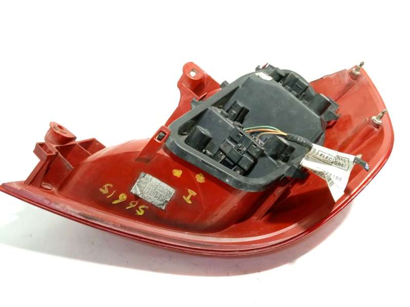Recambio de piloto trasero izquierdo para renault clio iii (br0/1, cr0/1) 1.5 dci (br0h, cr0h, cr1s, br1s) referencia OEM IAM 82 - Negro 4