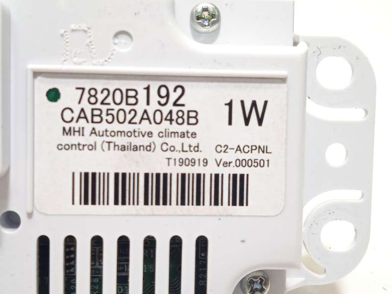 Recambio de mando climatizador para mitsubishi asx 2.0 mivec cat referencia OEM IAM 7820B192  CAB502A048B - Blanco 6