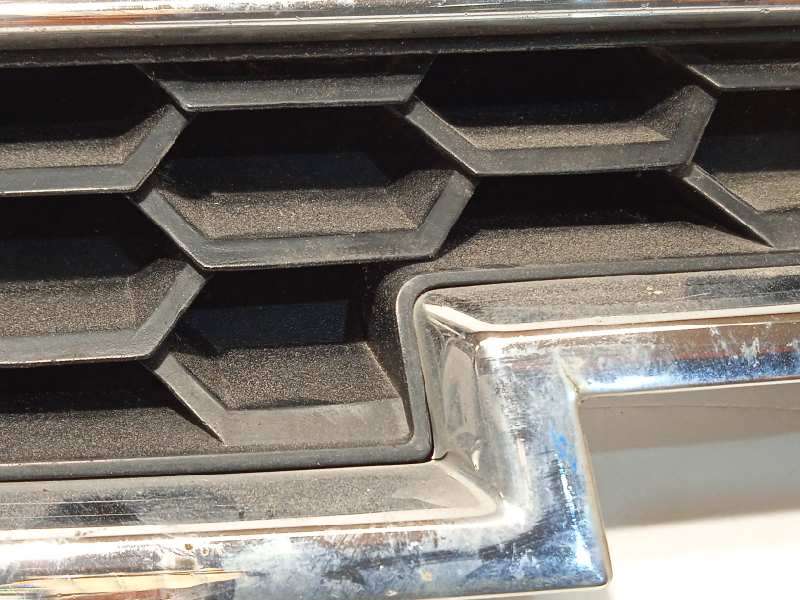 Recambio de rejilla delantera para chevrolet cruze 2.0 diesel cat referencia OEM IAM 96832951 - Blanco 3