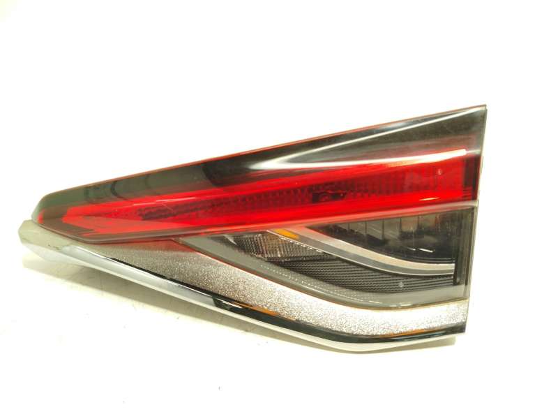 Recambio de piloto trasero derecho interior para toyota corolla sedán (_e21_) 1.8 vvti hybrid (zwe211, mzea12) referencia OEM IA