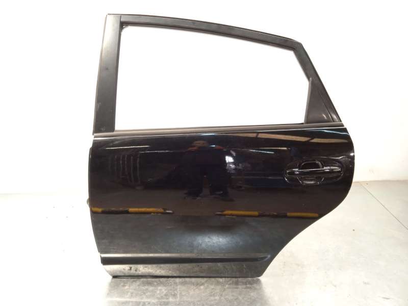PUERTA TRASERA IZQUIERDA 6700447040 