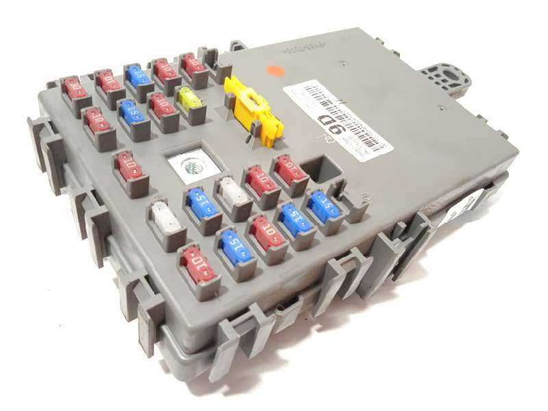 CAJA RELES / FUSIBLES 95977258 