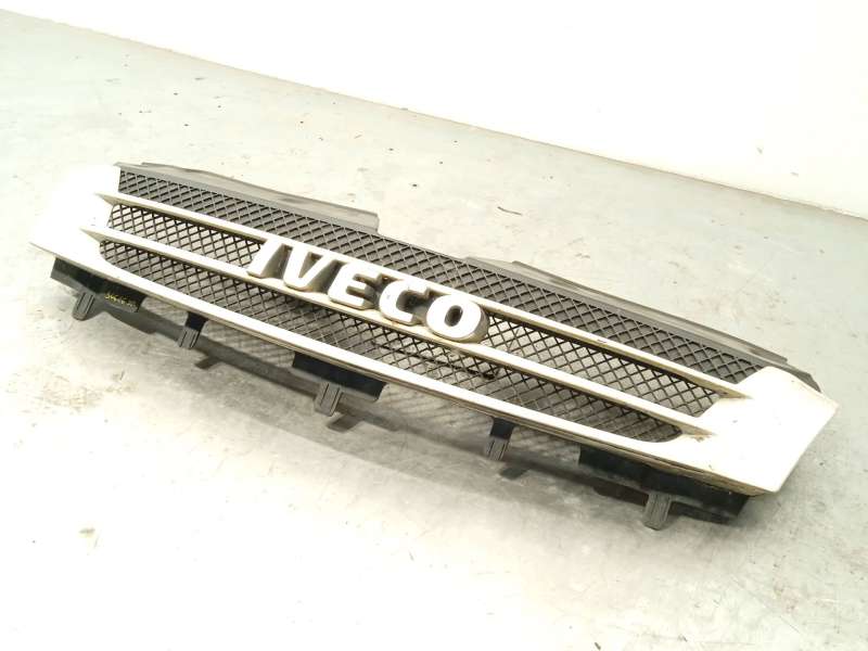 Recambio de rejilla delantera para iveco daily iv furgoneta 35s14 c, 35s14 c/p, 35s14 v, 35s14 v/p, 35c14 v,... referencia OEM I - Blanco 3