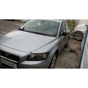 volvo s40 berlina del año 2006