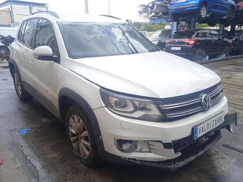 VOLKSWAGEN TIGUAN (5N2)