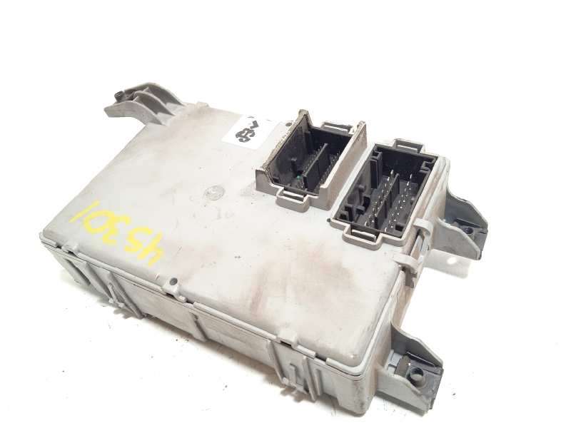 Recambio de caja reles / fusibles para peugeot bipper tepee active referencia OEM IAM 1372879080 01372879080 - Negro 3