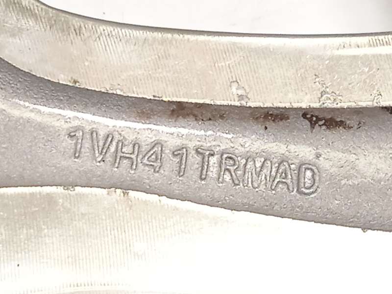 Recambio de llanta para jeep grand cherokee iv (wk, wk2) 3.0 crd v6 4x4 referencia OEM IAM 1VH41TRMAD 1VH41AAAAC 8