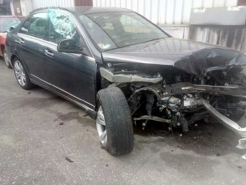 MERCEDES-BENZ CLASE C (W204) BERLINA