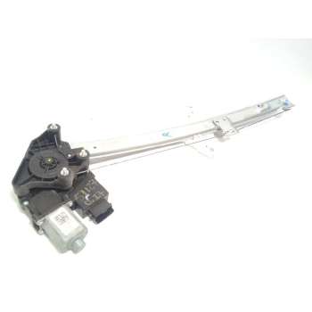 ELEVALUNAS DELANTERO IZQUIERDO 82450Q0010 
