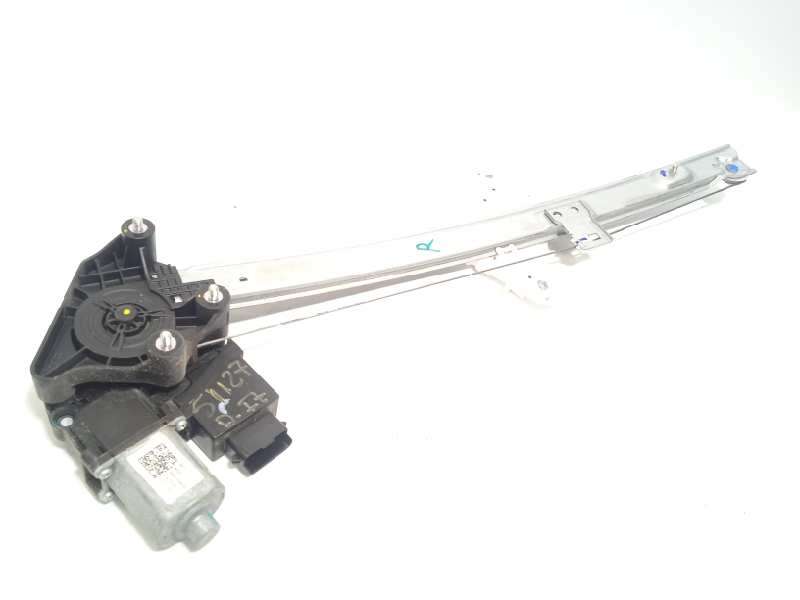ELEVALUNAS DELANTERO IZQUIERDO 82450Q0010 