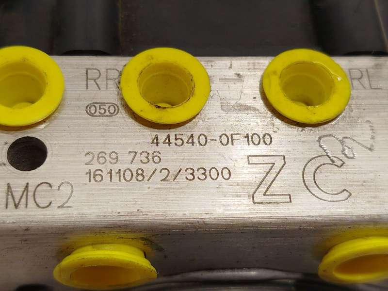 Recambio de abs para toyota verso (_r2_) 1.6 (zgr20_) referencia OEM IAM 445400F100 0265956504 269736 5