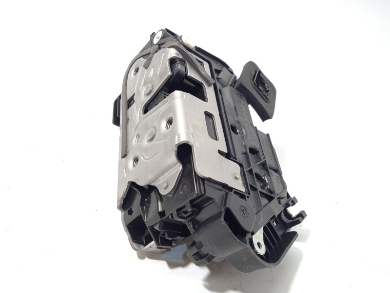 CERRADURA PUERTA TRASERA IZQUIERDA 5TA839015Q 