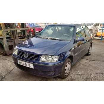 VOLKSWAGEN POLO BERLINA (6N2)