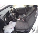 TOYOTA AURIS TOURING SPORTS (E18)