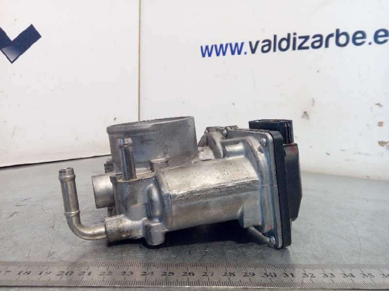 Recambio de caja mariposa para toyota rav 4 referencia OEM IAM 2203036020 3