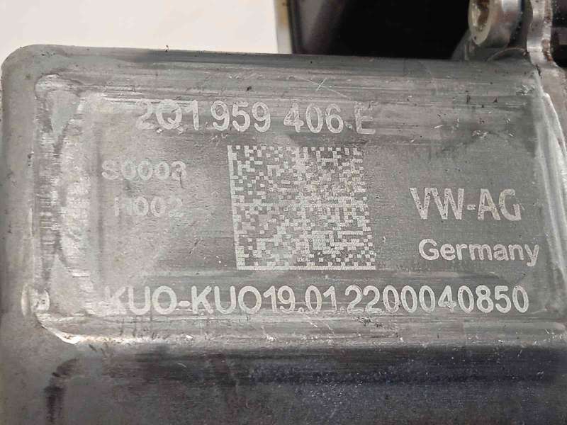 Recambio de elevalunas delantero derecho para volkswagen polo 1.0 tsi referencia OEM IAM 2G4837462B  2Q1959406L - Negro 4