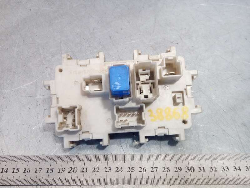 Recambio de caja reles / fusibles para nissan pathfinder (r51) 2.5 dci diesel cat referencia OEM IAM 0518EA00A - Blanco 2