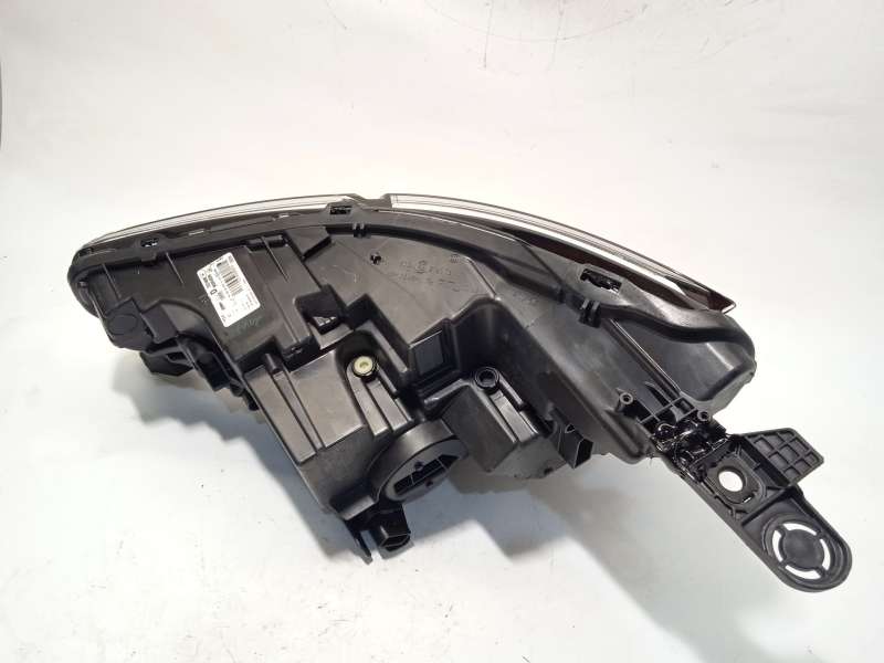 Recambio de faro derecho para citroën c4 iii 1.2 referencia OEM IAM 9830649280  73374698 4